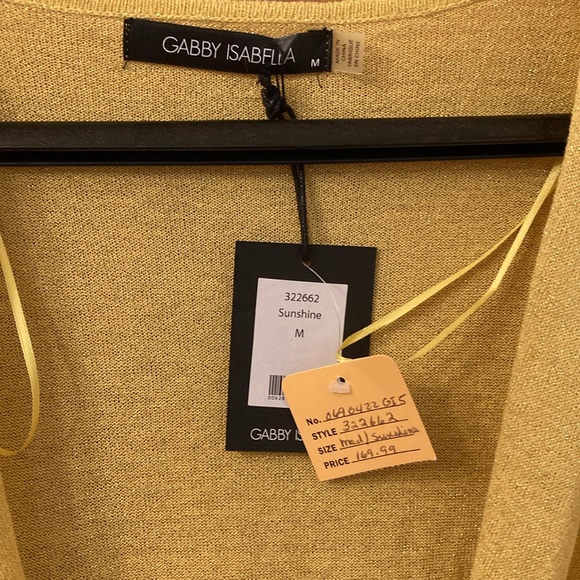 NWT Gabby Isabella sweater set - Picture 5 of 9